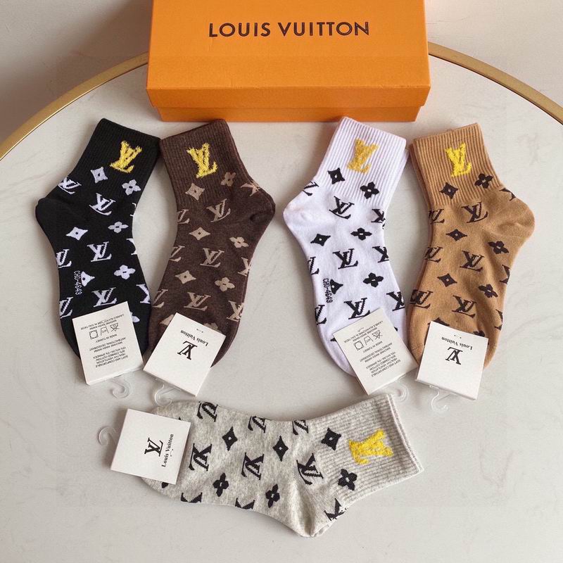 LV socks  (8)