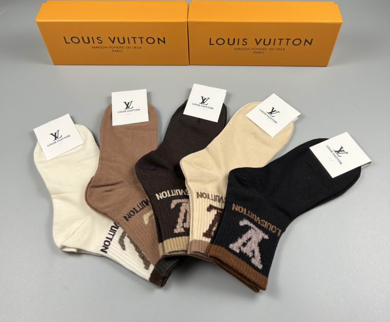LV socks  (9)