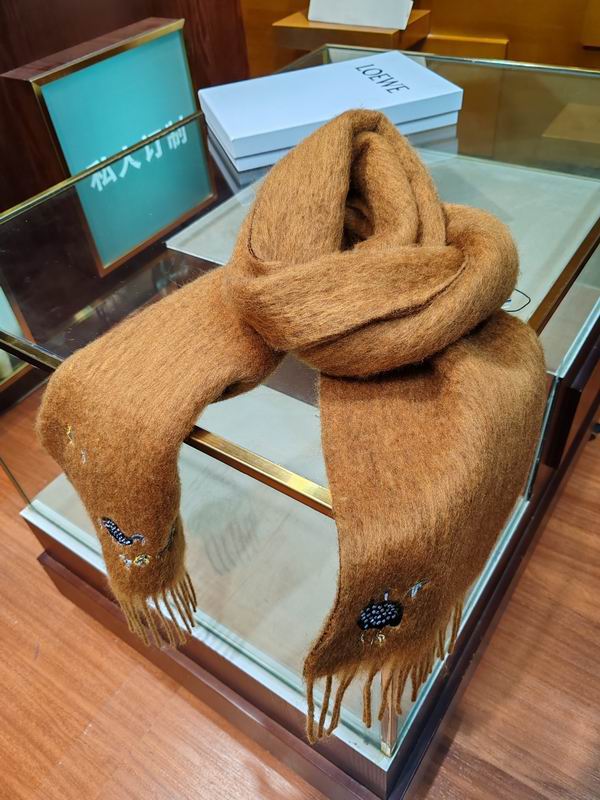 Loewe 185X23cm 63%马海毛35%羊毛2%锦纶 E (4)