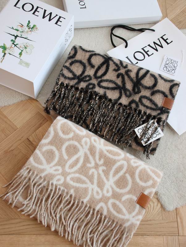 Loewe 36X210cm 45%羊驼毛34%羊毛21%锦纶 E (1)