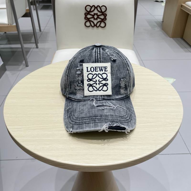 Loewe cap (36)