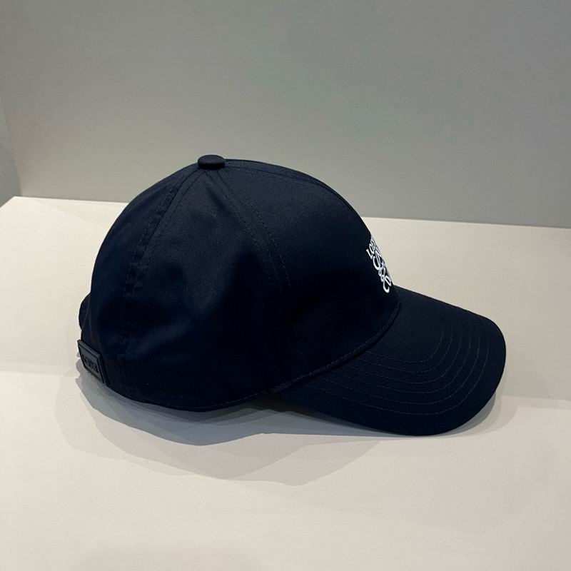 Loewe cap dx (102)