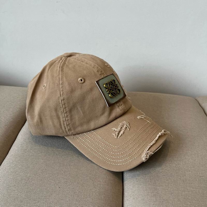Loewe cap dx (143)