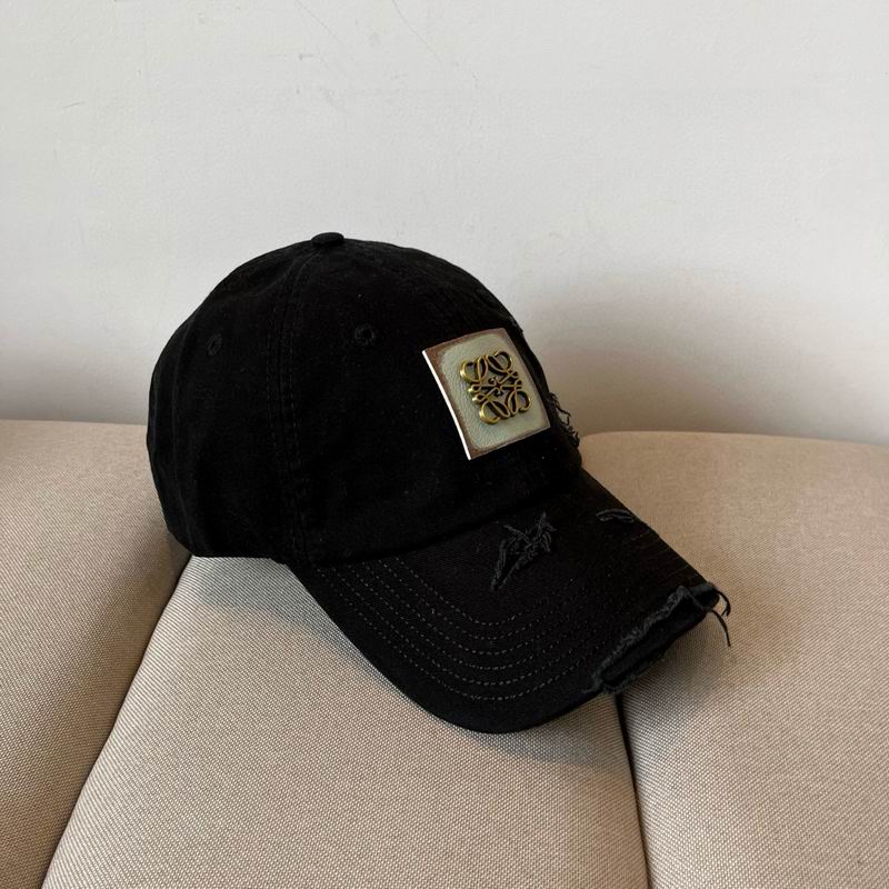 Loewe cap dx (151)