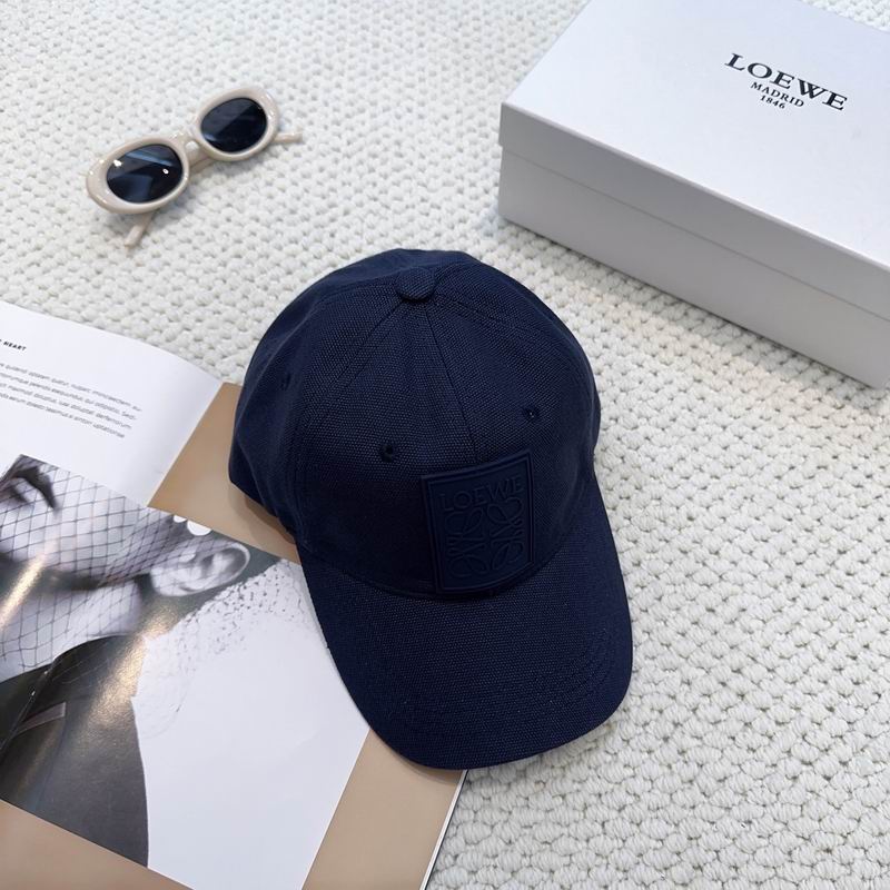 Loewe cap dx (25)