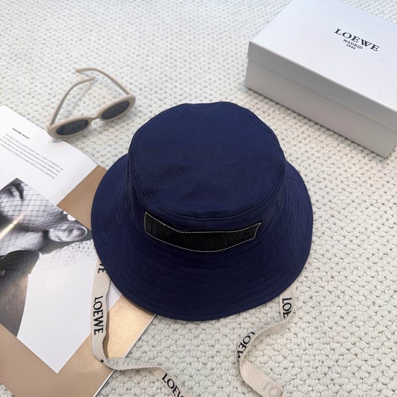 Loewe hat dx (742)