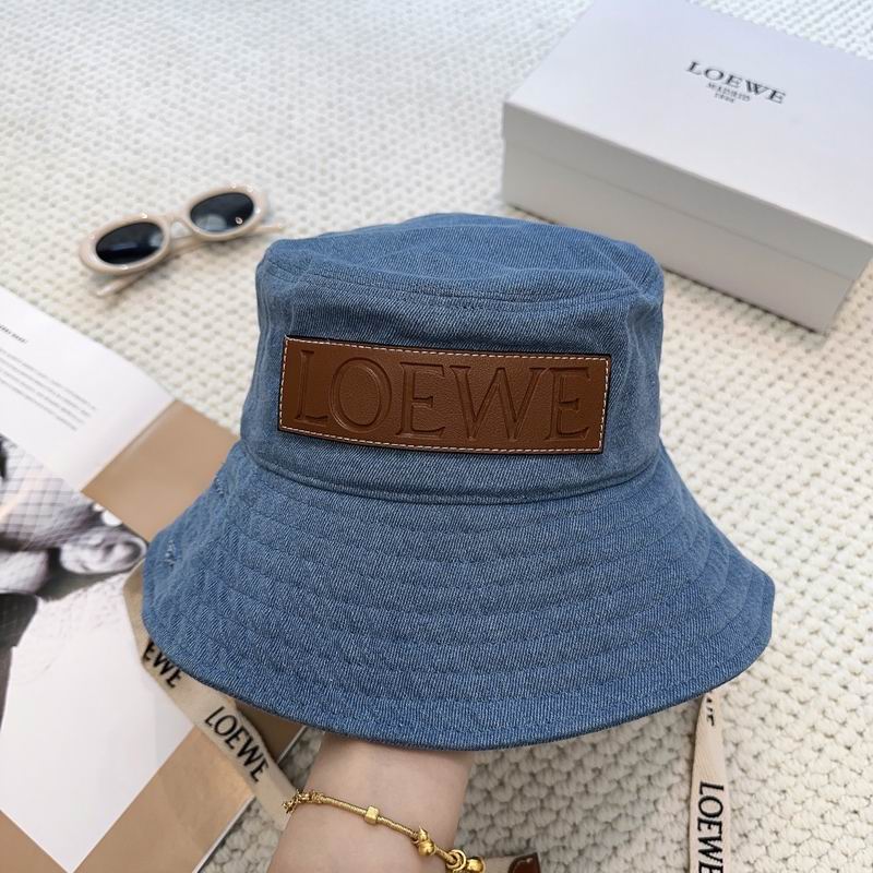 Loewe hat dx (749)