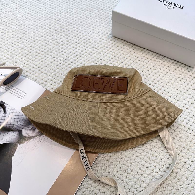 Loewe hat dx (760)