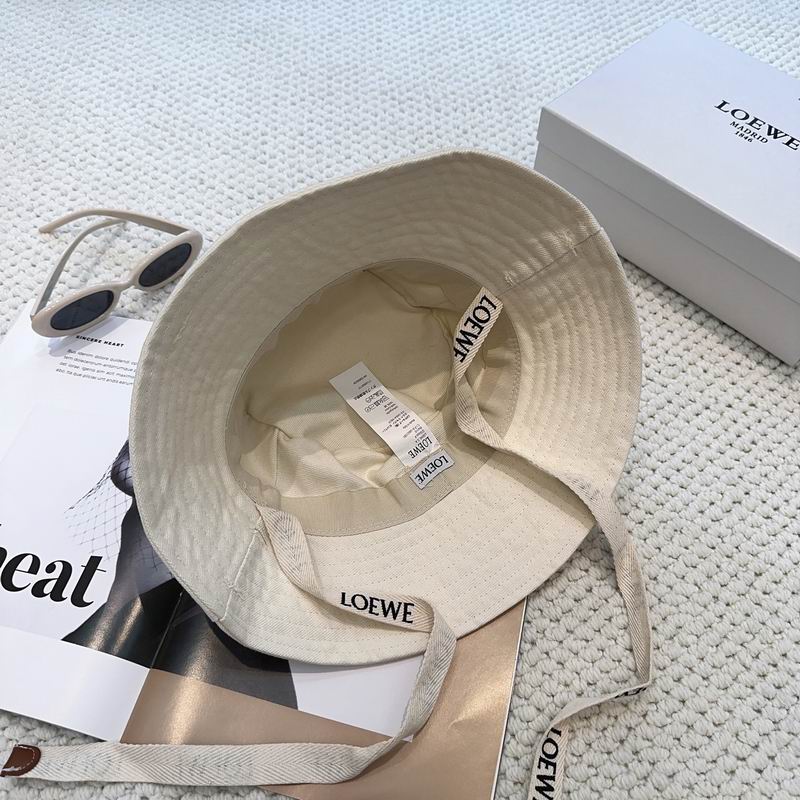 Loewe hat dx (771)