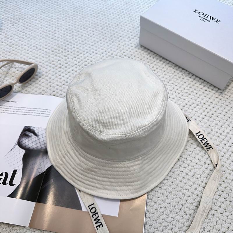 Loewe hat dx (772)