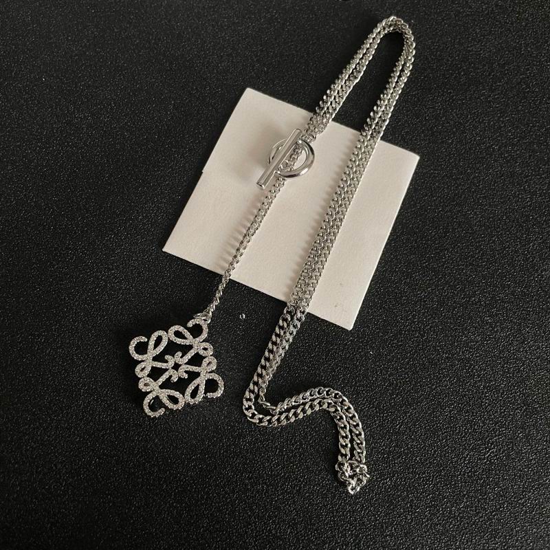 Loewe necklace 04yxh01 (2)