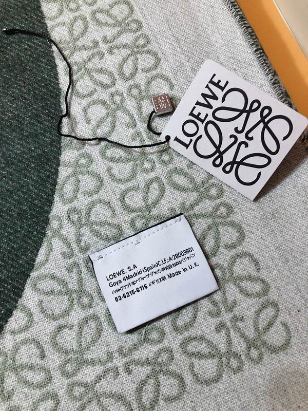 Loewe scarf 130X140cm 100%羊毛 E (2)