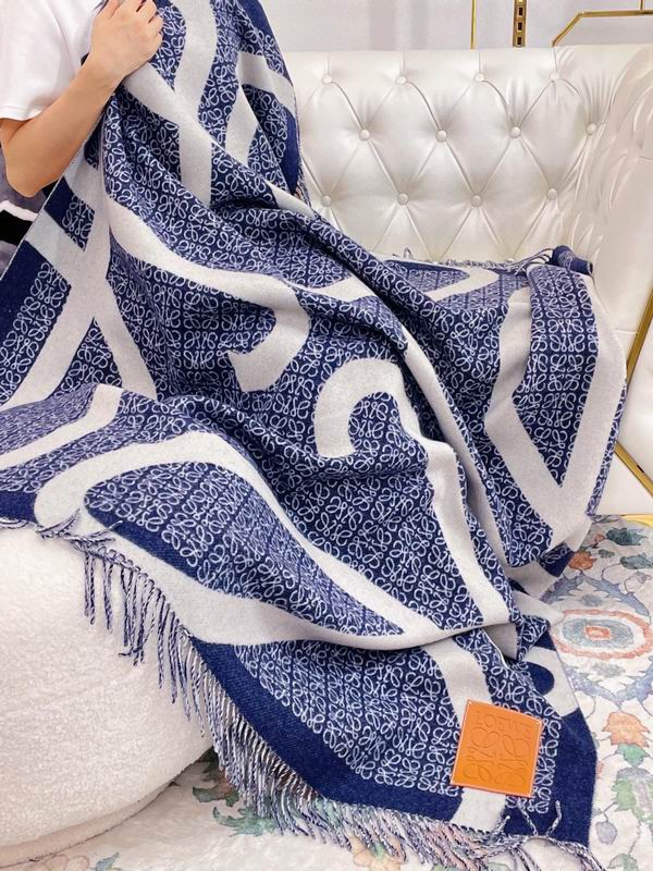 Loewe scarf 130X140cm E (6)