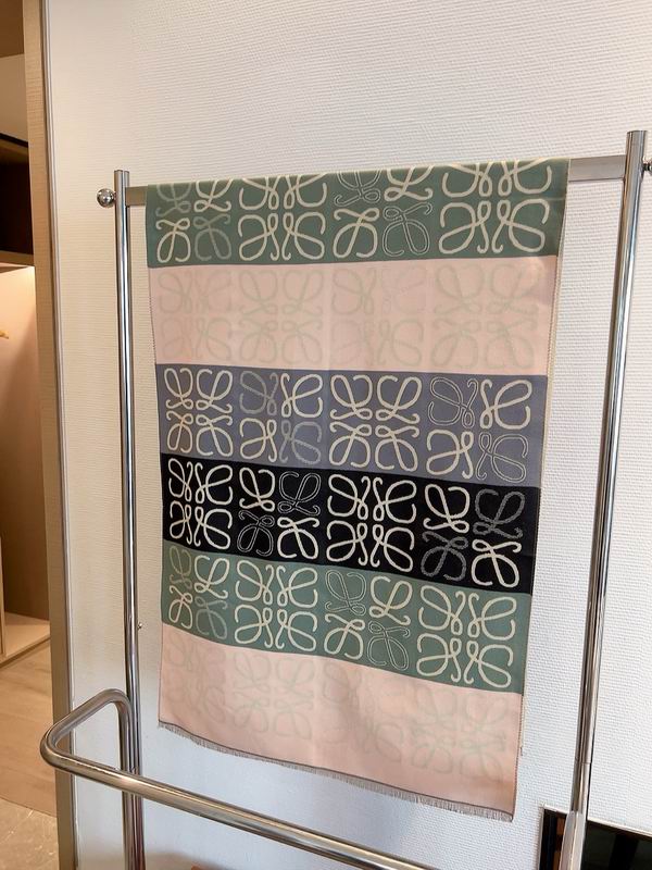 Loewe scarf 65X180cm E (4)
