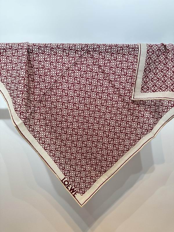 Loewe scarf 70X70cm E (3)