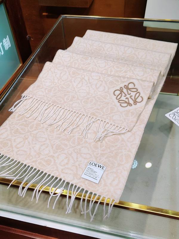 Loewe scarf E (5)