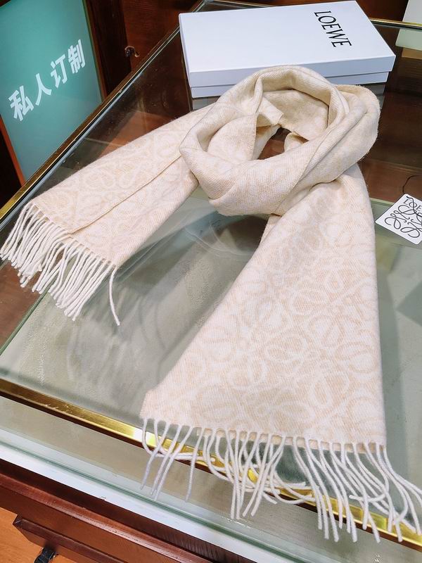 Loewe scarf E (7)