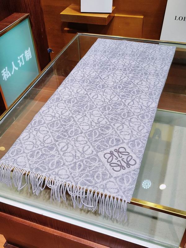 Loewe scarf E (9)