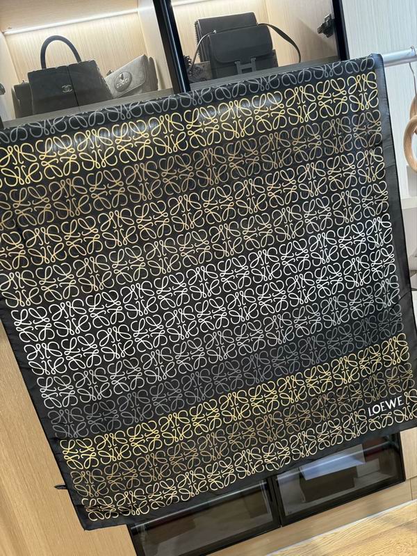 Loewe silk scarf 180X90cm E (1)