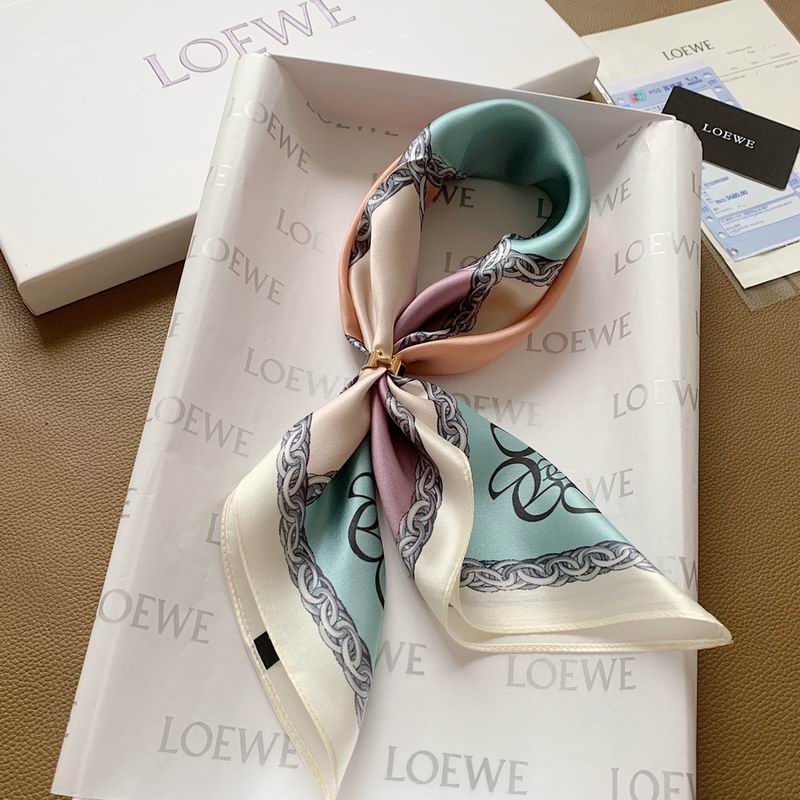 Loewe silk scarf 50X50cm E (1)