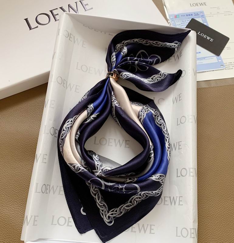 Loewe silk scarf 50X50cm E (13)