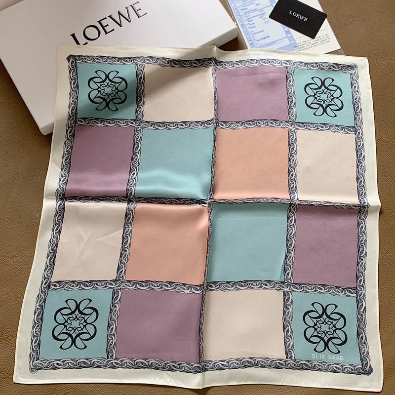 Loewe silk scarf 50X50cm E (6)