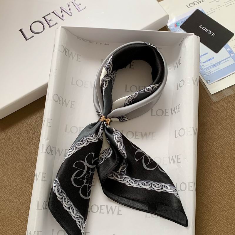 Loewe silk scarf 50X50cm E (7)