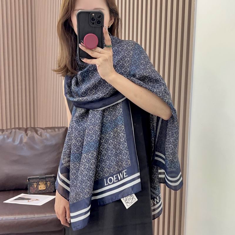 Loewe silk scarf 90-180cm E (35)