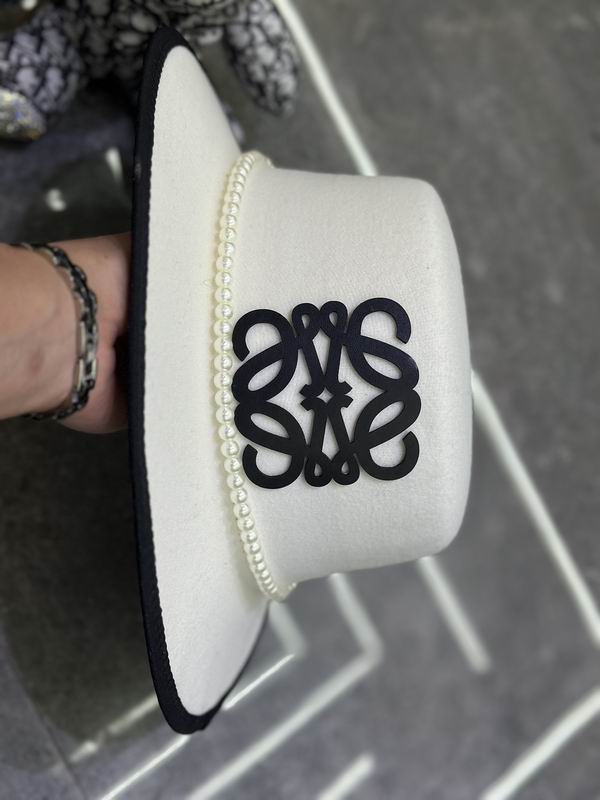 Loewe top hat dx (367)