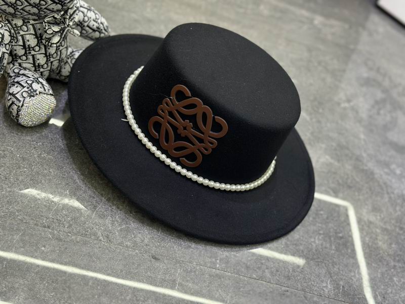 Loewe top hat dx (375)