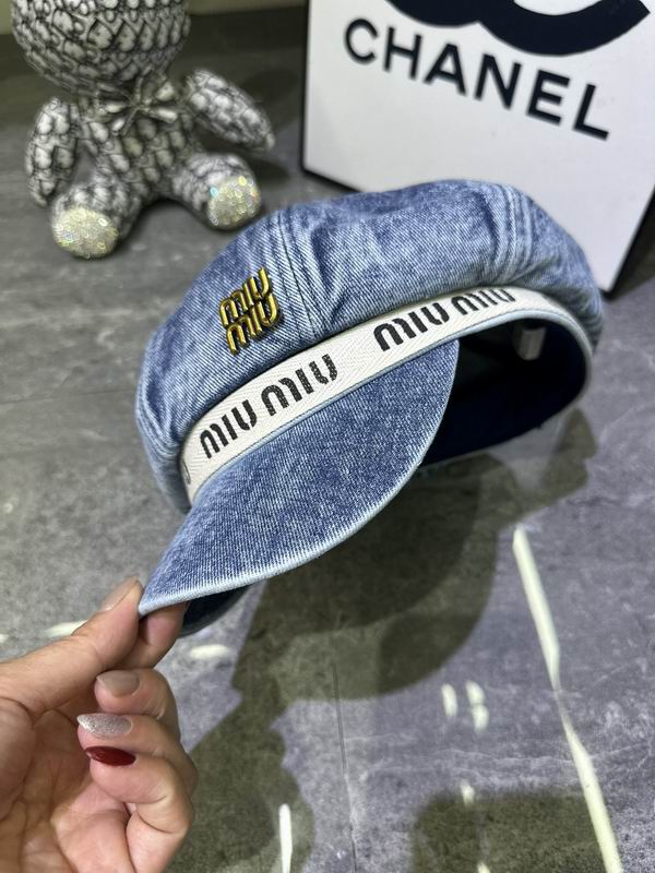 MIumiu cap dx (284)