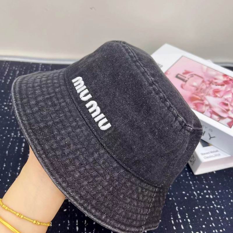 MIumiu hat dx (1266)