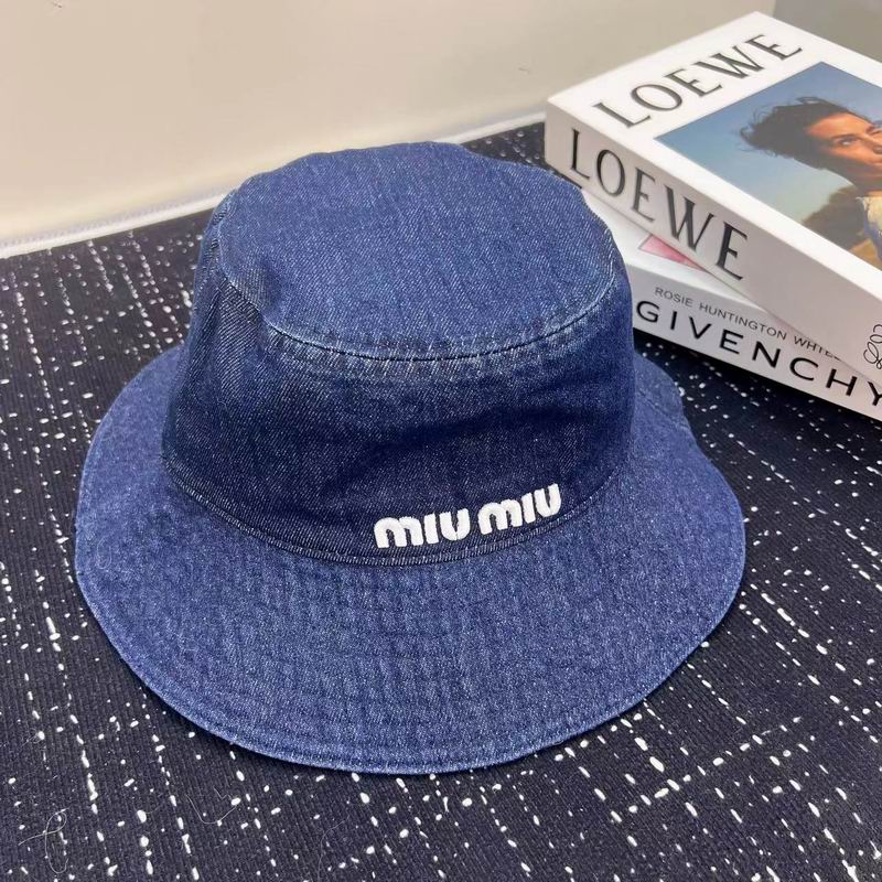 MIumiu hat dx (1271)