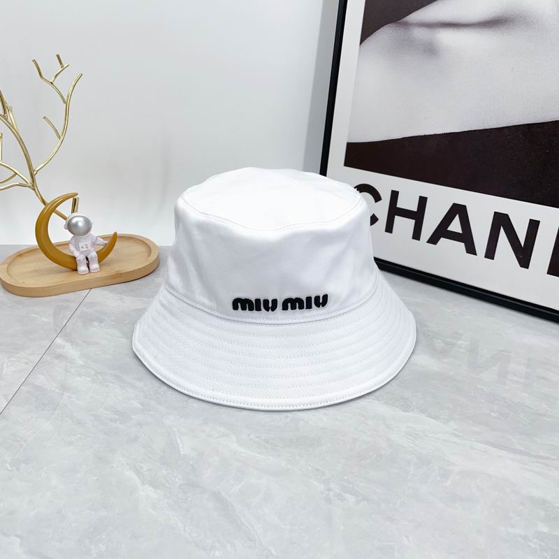 MIumiu hat dx (1608)
