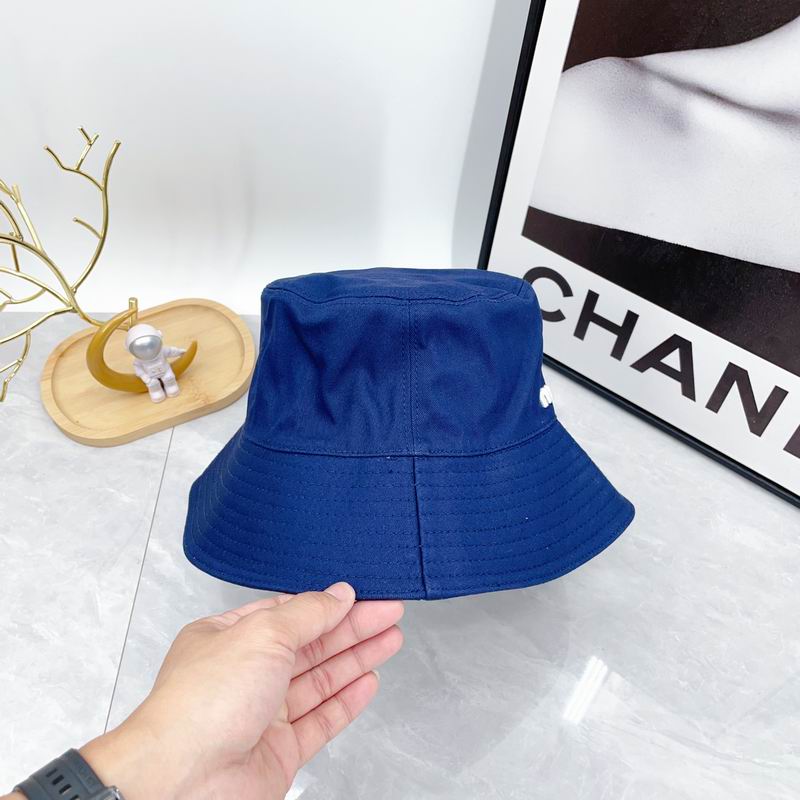MIumiu hat dx (1615)