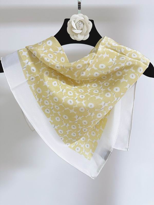 Marimekko silk scarf 70X70cm E23 (6)