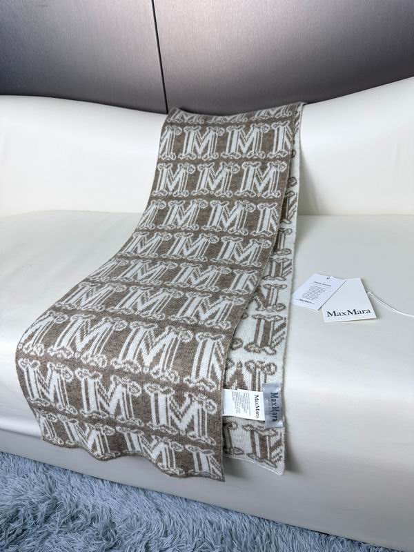 Max Mara 30X180cm E (2)