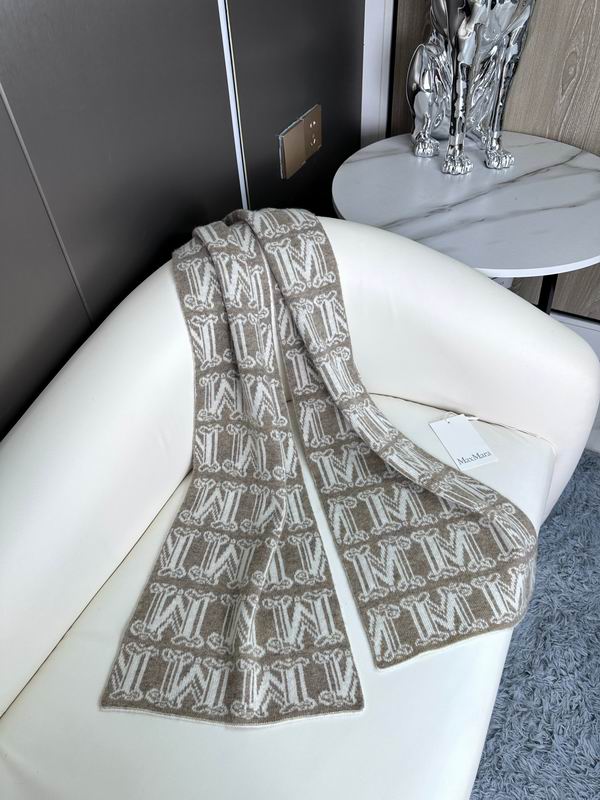 Max Mara 30X180cm E (3)