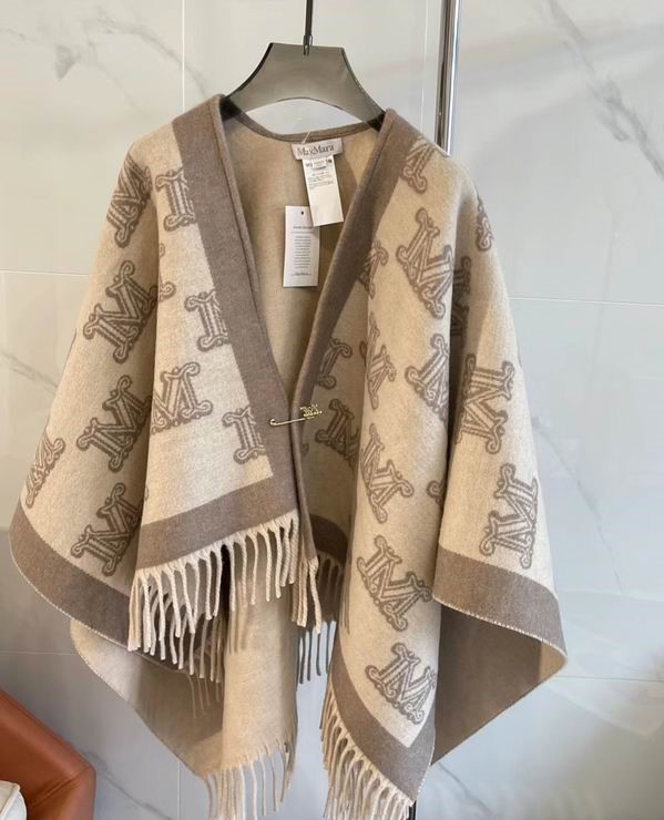 Max mara cloak E (2)