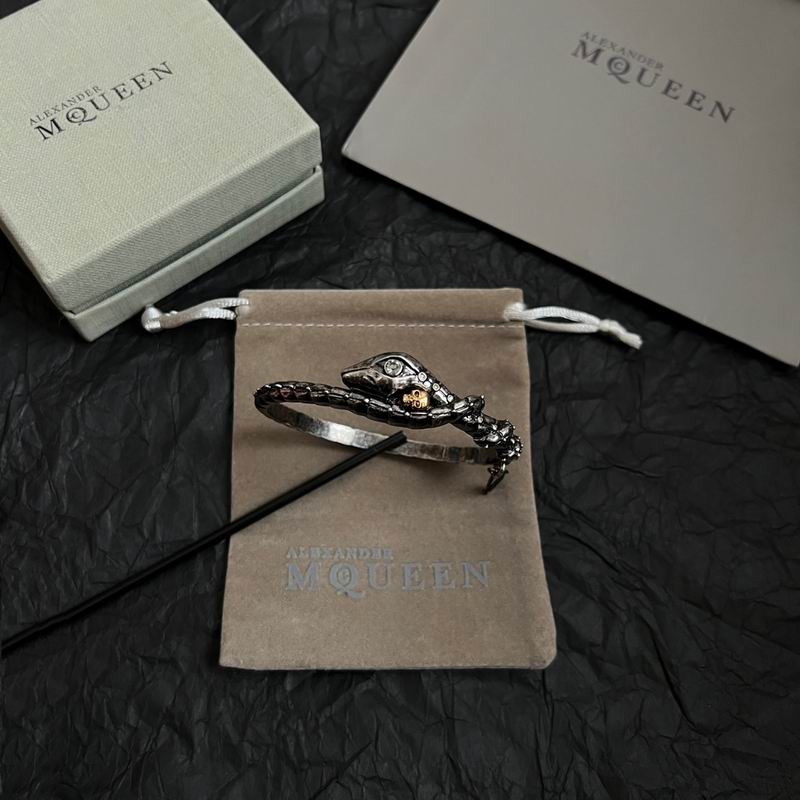 McQueen bracelet 04yxh04 (7)
