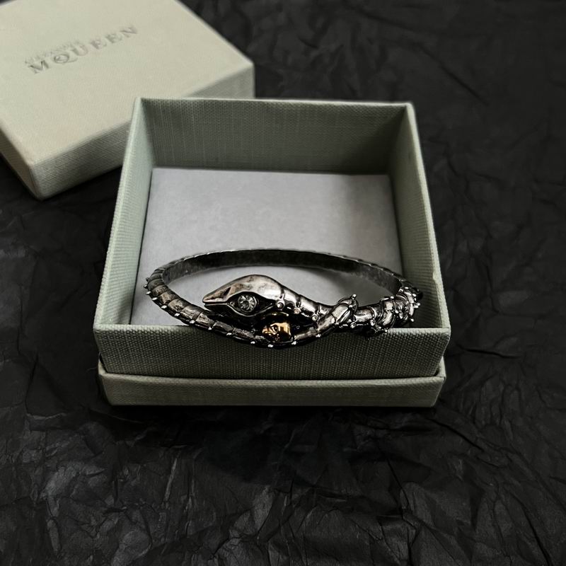 McQueen bracelet 04yxh04 (8)