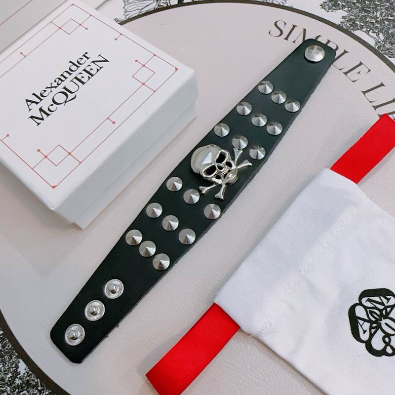 McQueen bracelet 06yxh03 (1)