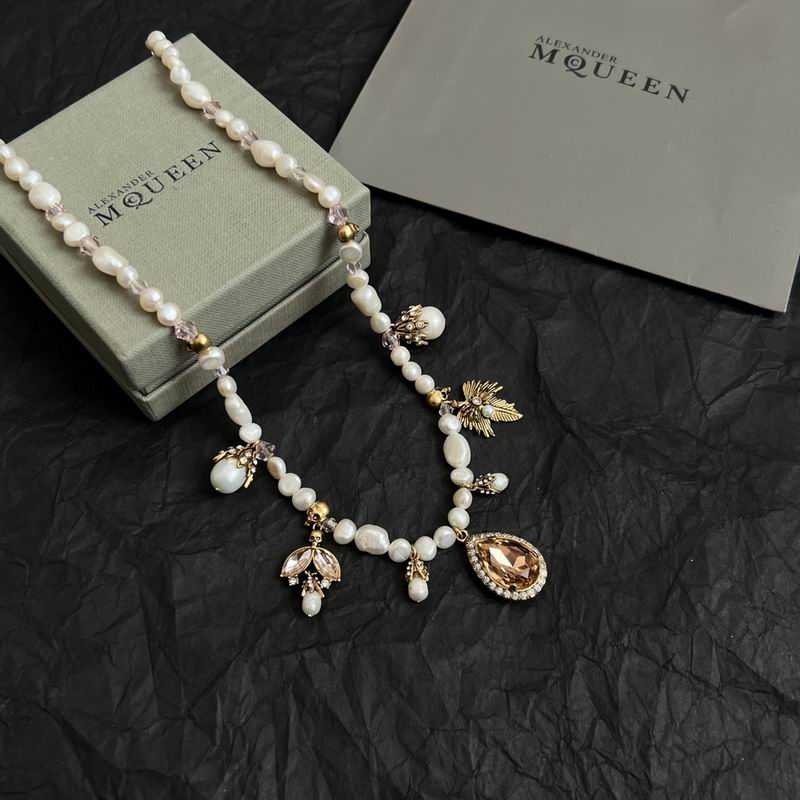 McQueen necklace 04yxh01 (1)