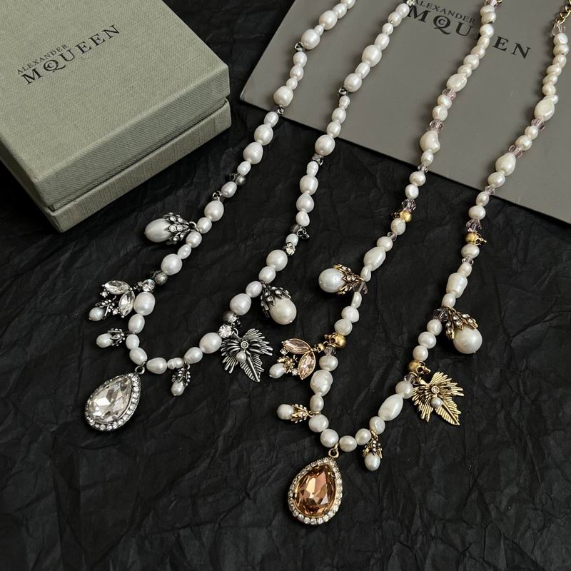 McQueen necklace 04yxh01 (3)