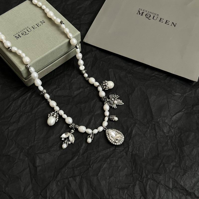 McQueen necklace 04yxh01 (7)