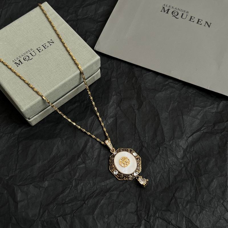 McQueen necklace 04yxh07 (3)