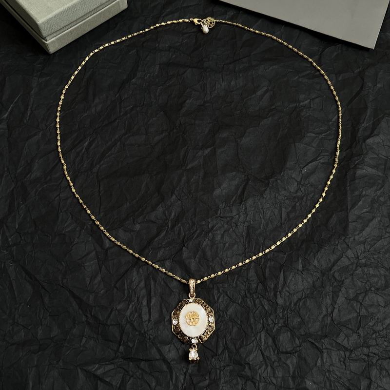 McQueen necklace 04yxh07 (6)