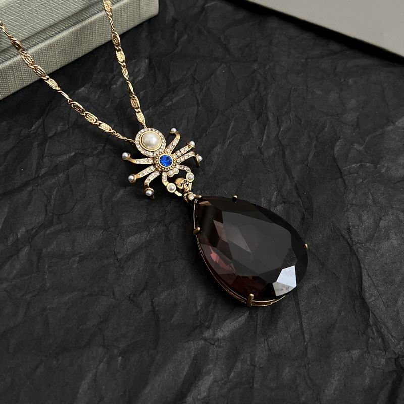 McQueen necklace 04yxh09 (10)