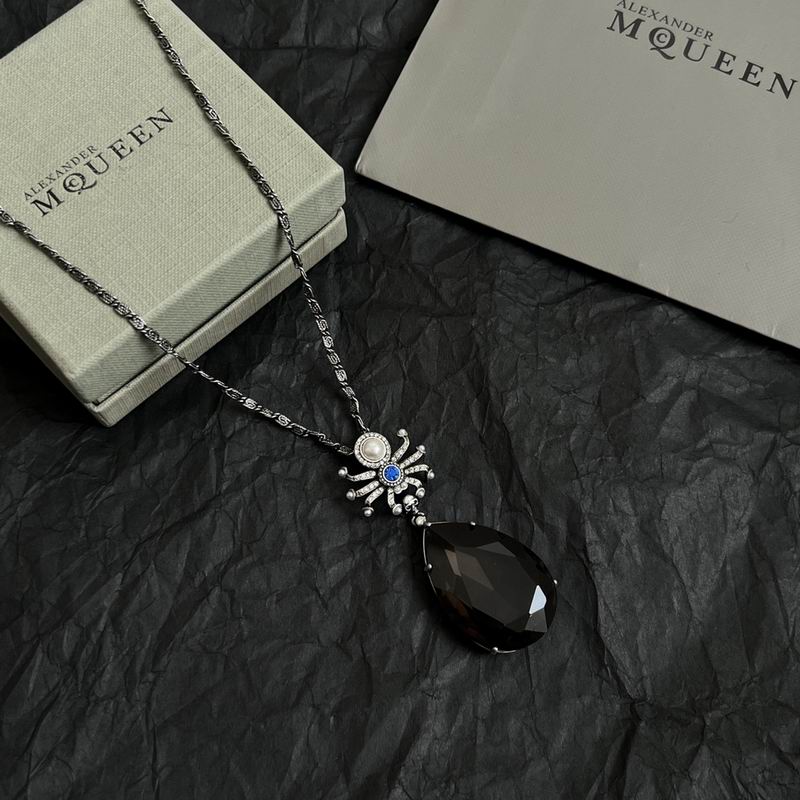 McQueen necklace 04yxh09 (4)