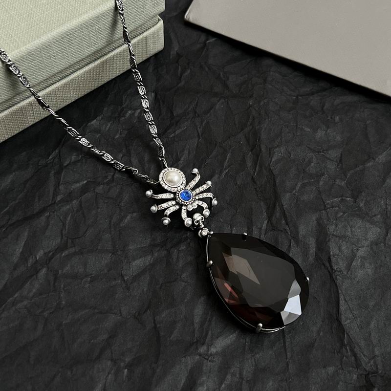 McQueen necklace 04yxh09 (5)